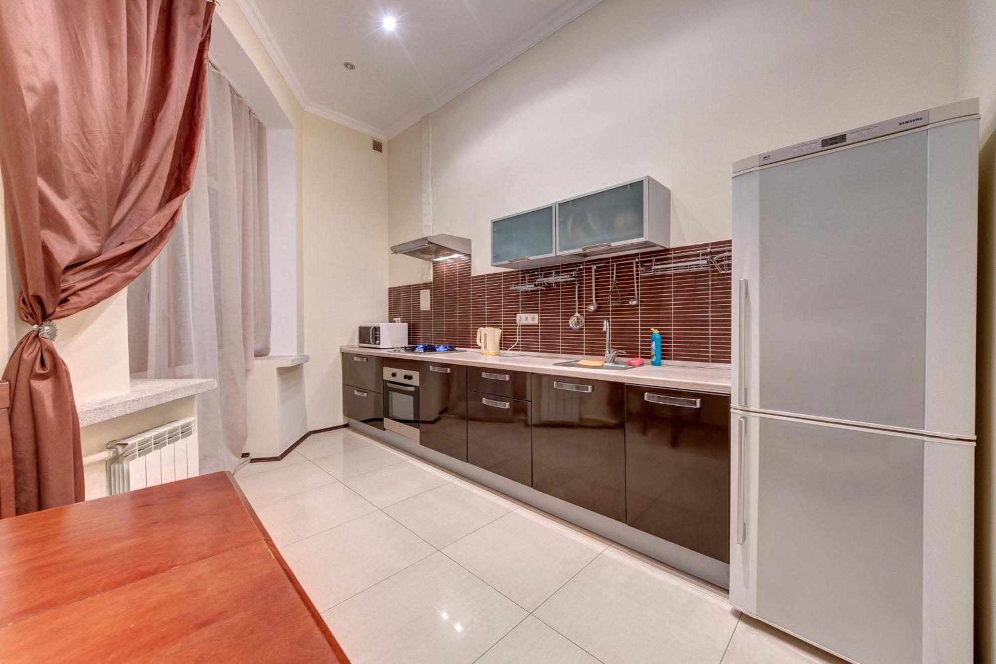 Apartment Saksahanskoho St, 78А キエフ エクステリア 写真